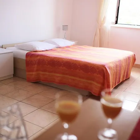 Tamarix Appartement Vinjerac