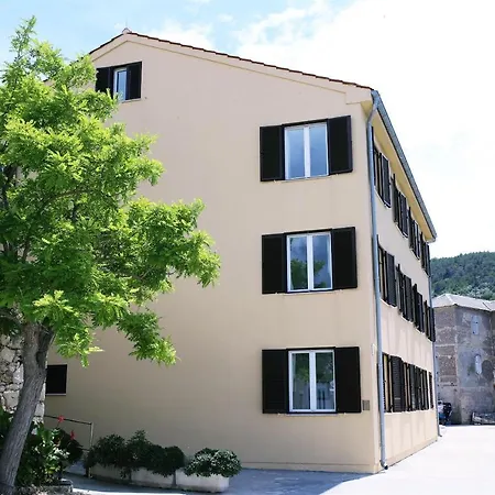 Tamarix Appartement Vinjerac